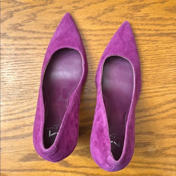Marc Fisher Purple Suede Heels Elegant Stiletto Design - Picture 4 of 5
